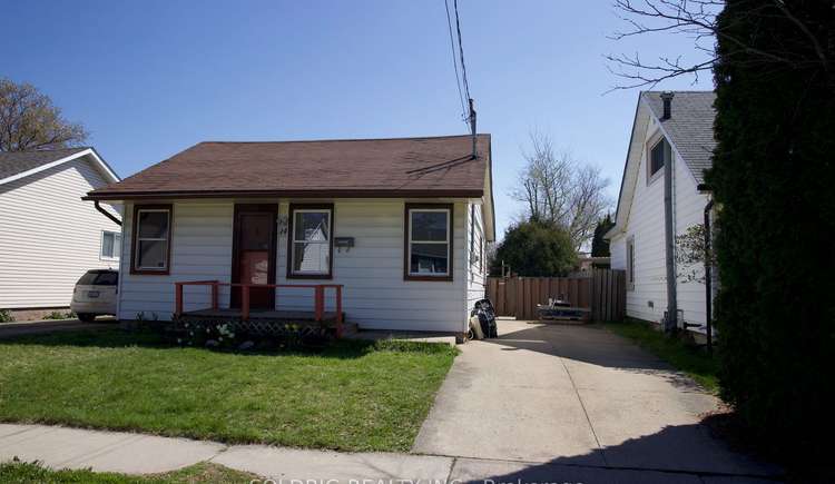 14 Parkview Rd N, St. Catharines, Ontario, 