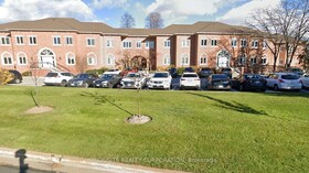 327 Renfrew Dr, York, Ontario , MLS #N8271050 , Image - 1