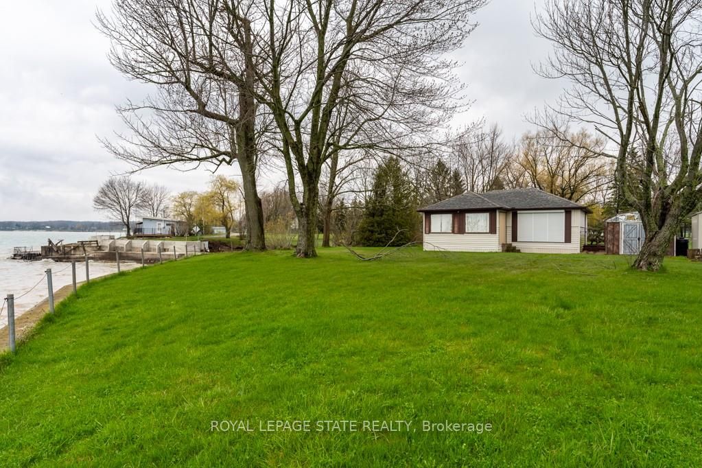 3076 Lakeshore Rd, Haldimand, Ontario, Dunnville