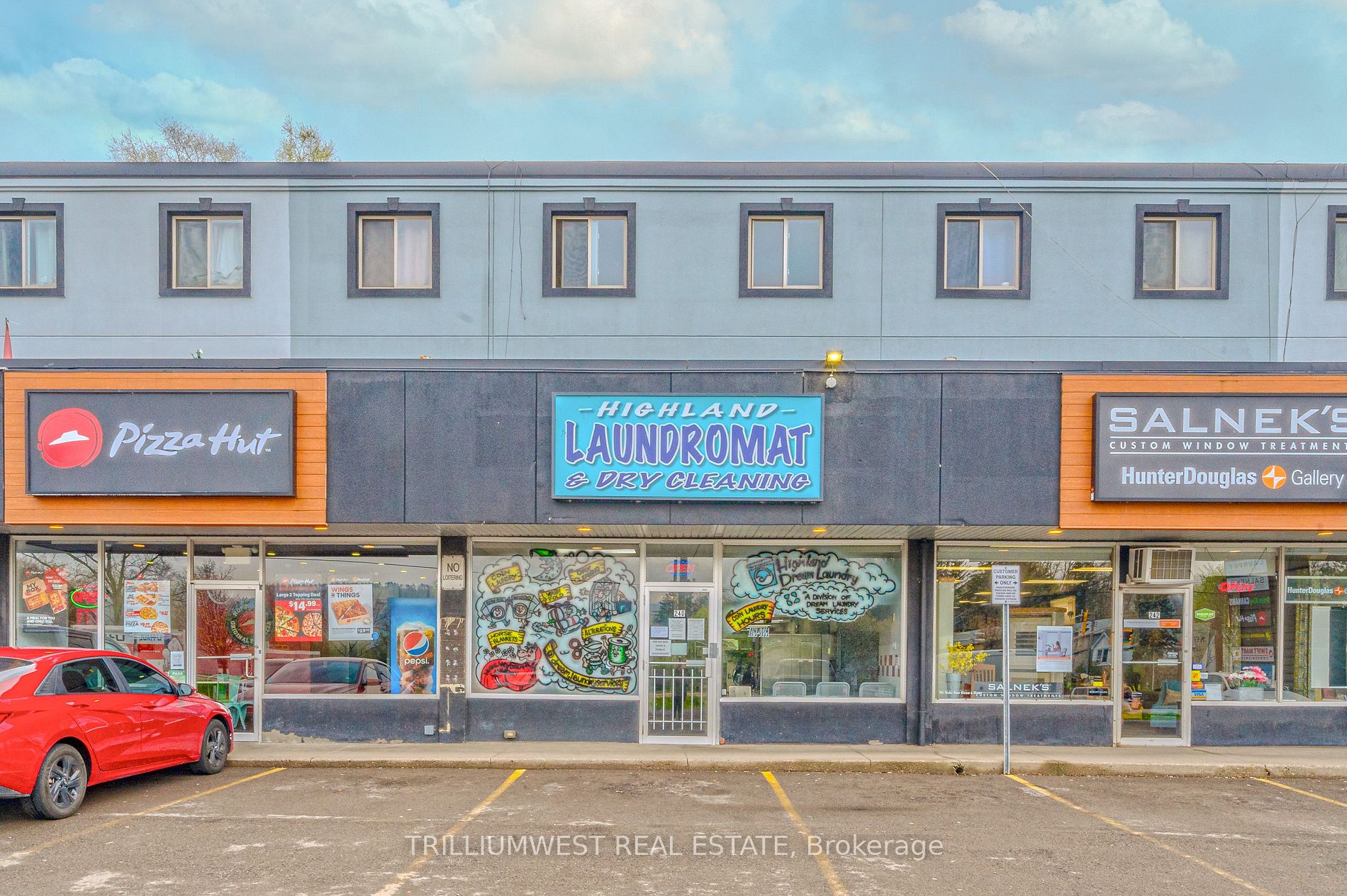 240 Governors Rd, Hamilton, Ontario, Dundas