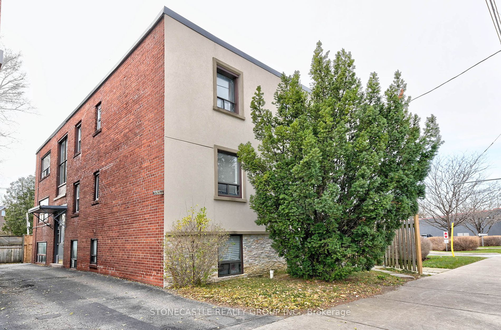 1112 Weston Rd, Toronto, Ontario, Mount Dennis