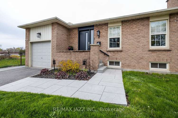 2 Regency Cres, Whitby, Ontario, Downtown Whitby