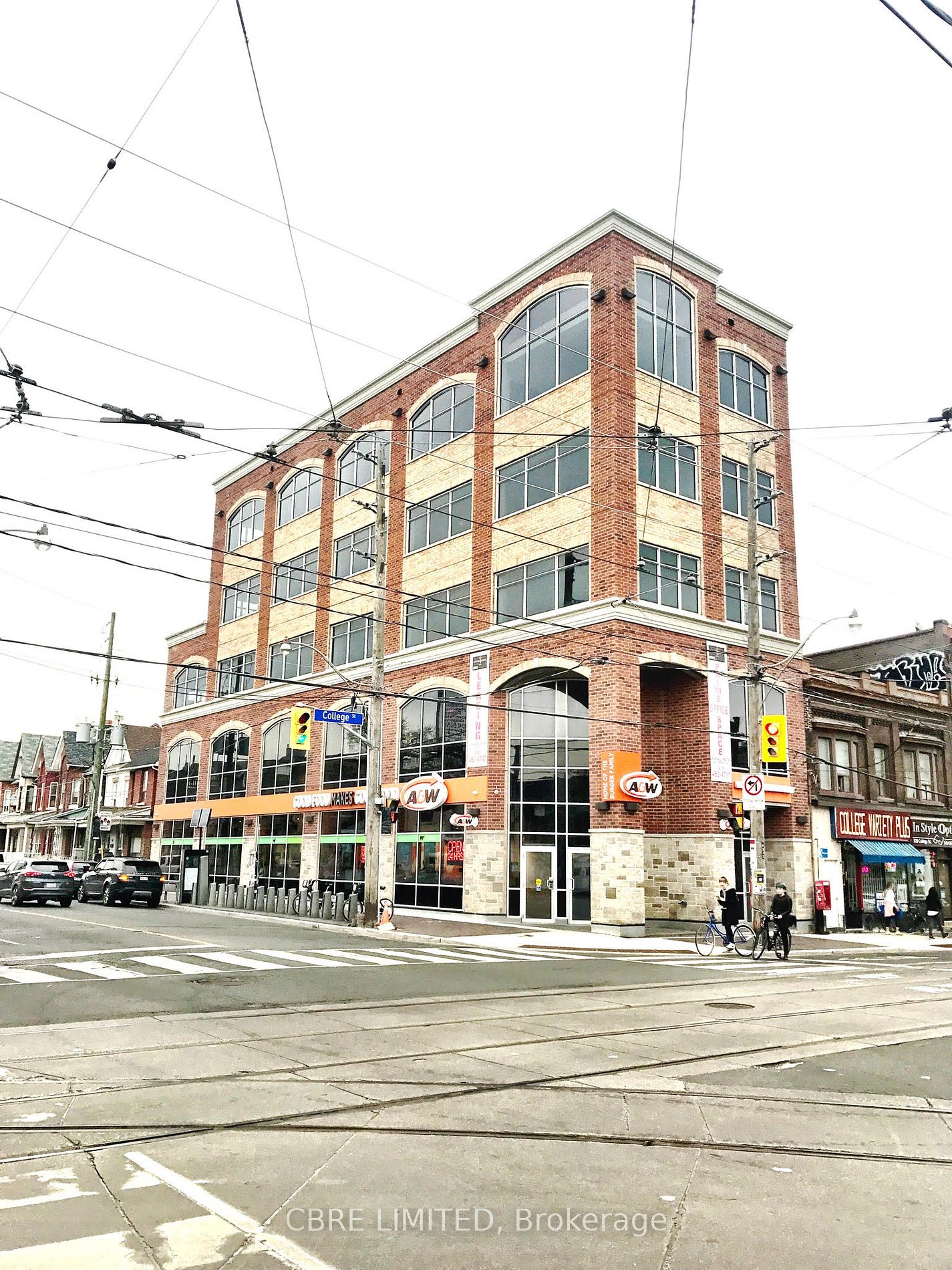 832 College St, Toronto, Ontario, Palmerston-Little Italy