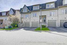 735 Sheppard Ave E