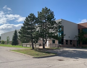 2470 Milltower Crt, Peel, Ontario , MLS #W8316744 , Image - 1