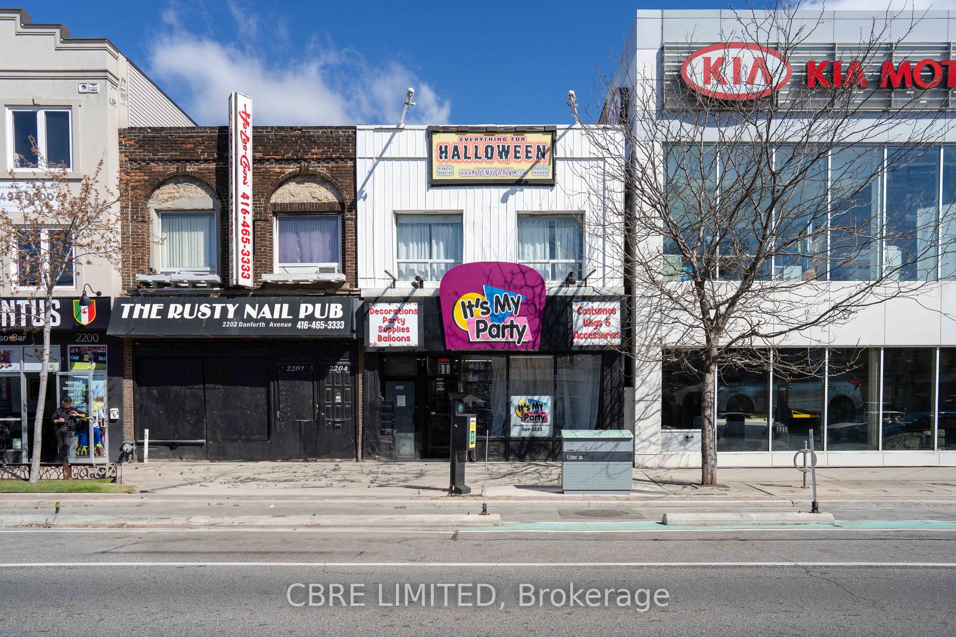 2208 Danforth Ave, Toronto, Ontario, East End-Danforth