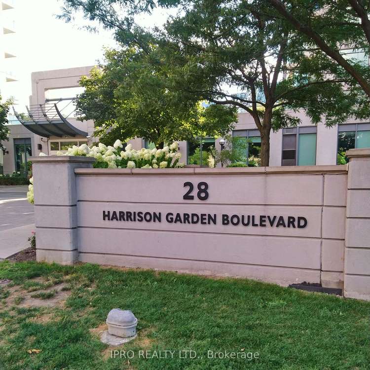 28 Harrison Gardens Blvd, Toronto, Ontario, Willowdale East