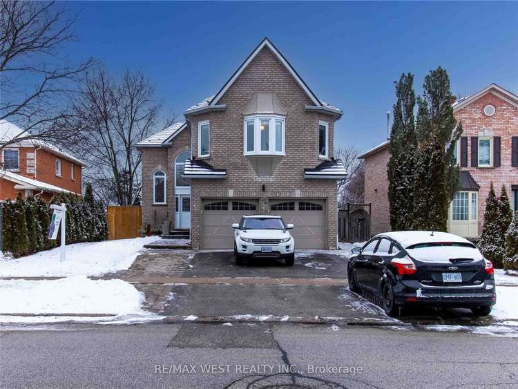 22 Grand Forest Dr, Barrie, Ontario, Innis-Shore