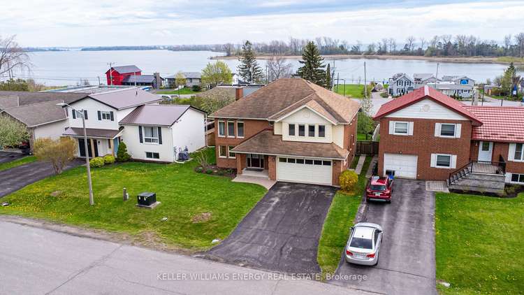 7 Harbourview Cres, Prince Edward County, Ontario, Wellington