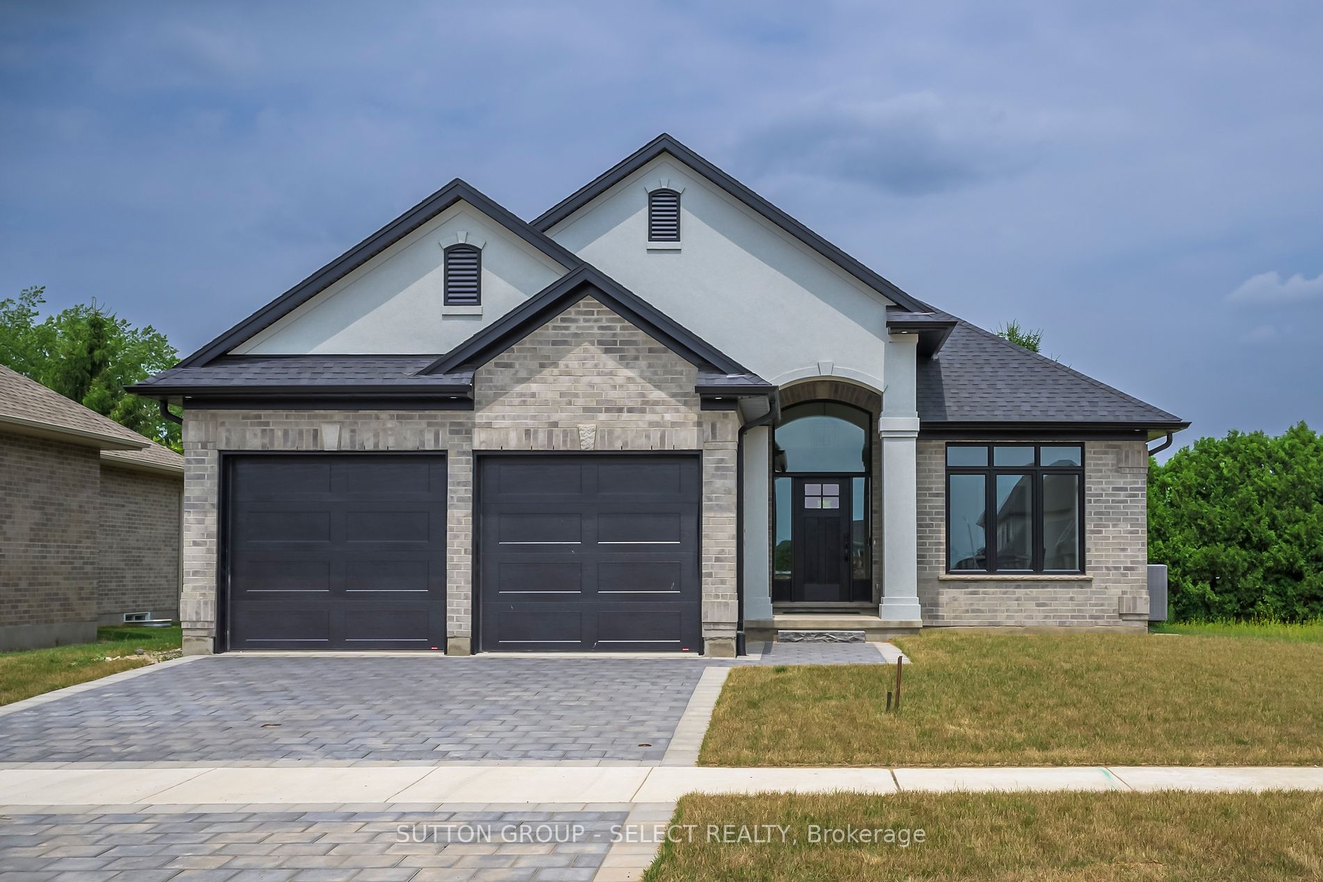 17 SPRUCE Cres, North Middlesex, Ontario, Parkhill