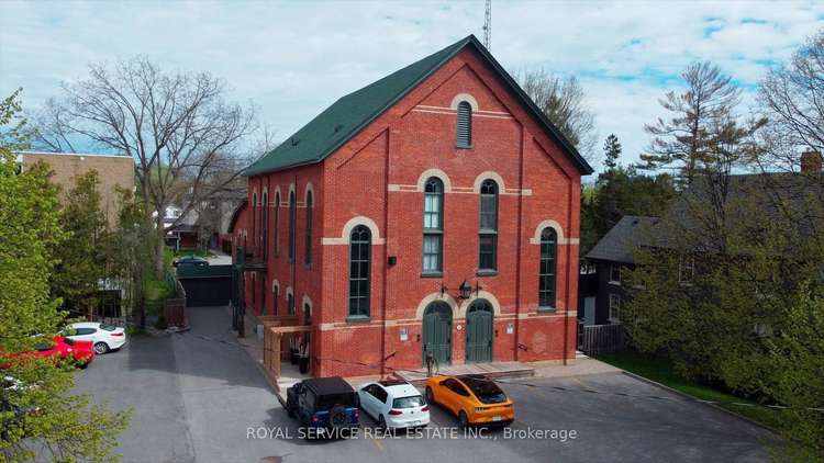 18 Chapel St, Cobourg, Ontario, Cobourg