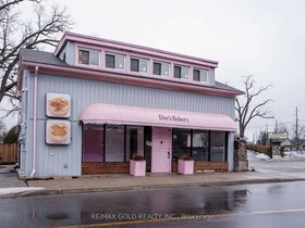 118 St Andrews St, Waterloo, Ontario , MLS #X8348008 , Image - 1