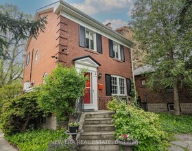 2 Four Oaks Gate, Toronto, ON , MLS #E13818124 , Image - 1