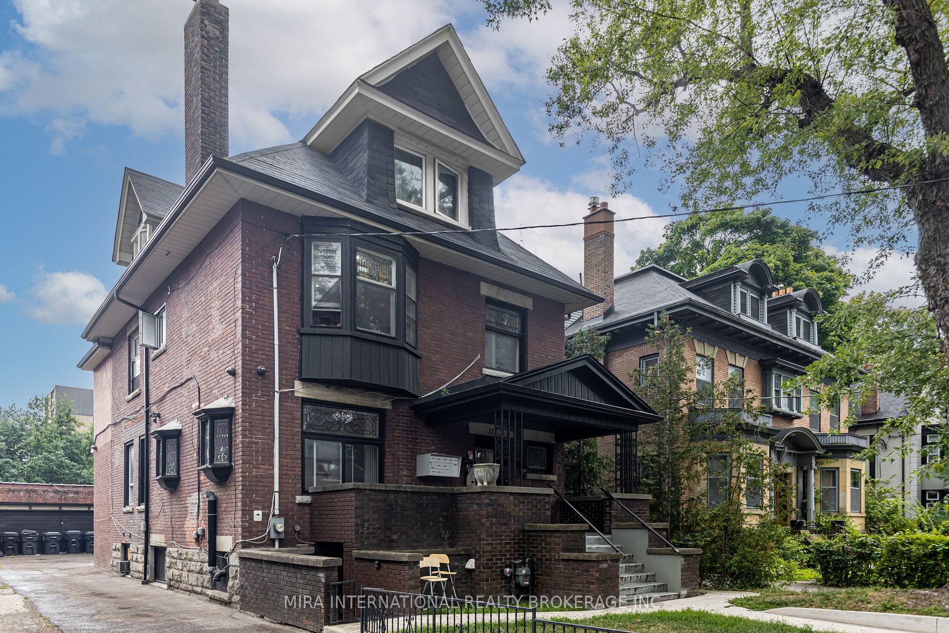 11 Laxton Ave, Toronto, Ontario, South Parkdale