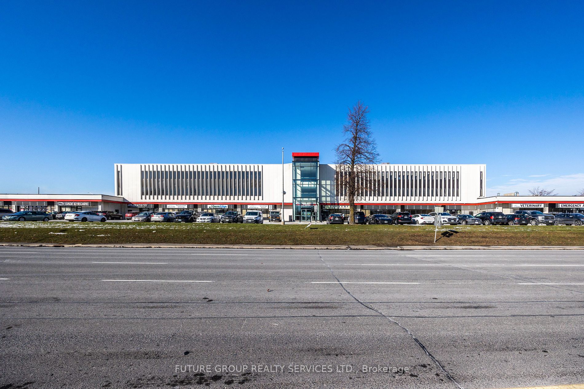 755 Queensway East, Mississauga, Ontario, Dixie