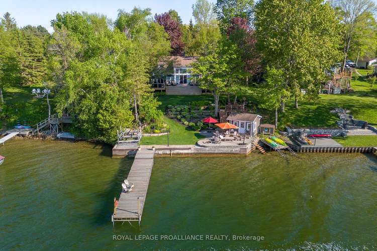 304 Island Rd, Prince Edward County, Ontario, Hallowell