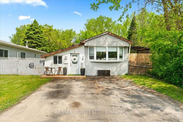 529 Old Highway 2, Quinte West, Ontario, 