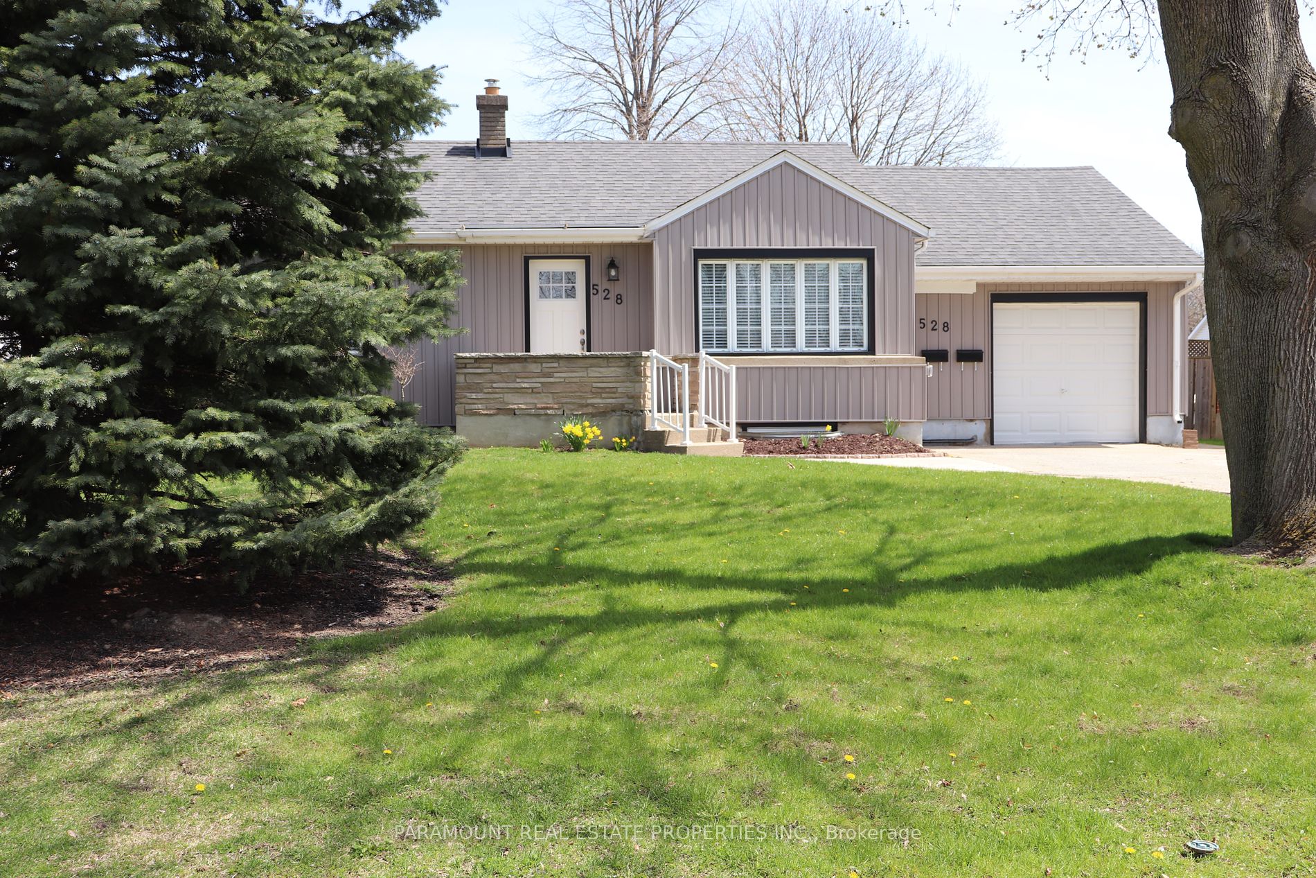 528 Geneva St, St. Catharines, Ontario, 