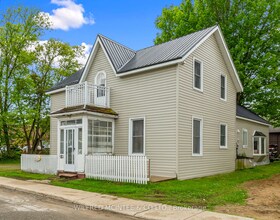 582 Johnston Ave, Bruce, Ontario , MLS #X8370294 , Image - 1