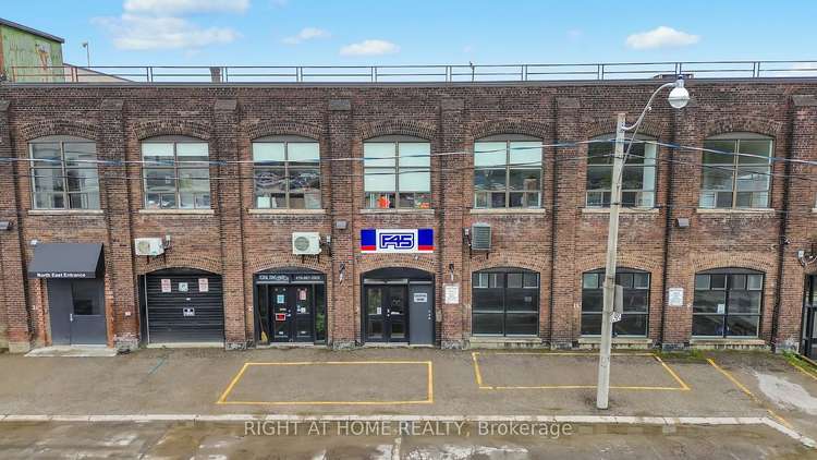 19 Dickens St, Toronto, Ontario, South Riverdale