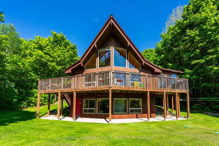 2691 Ahmic Lake Rd, Magnetawan, Ontario, 