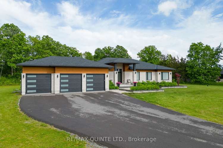 665 Harmony Rd, Belleville, Ontario, 