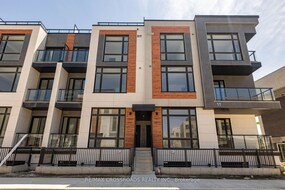 11 David Eyer Rd E