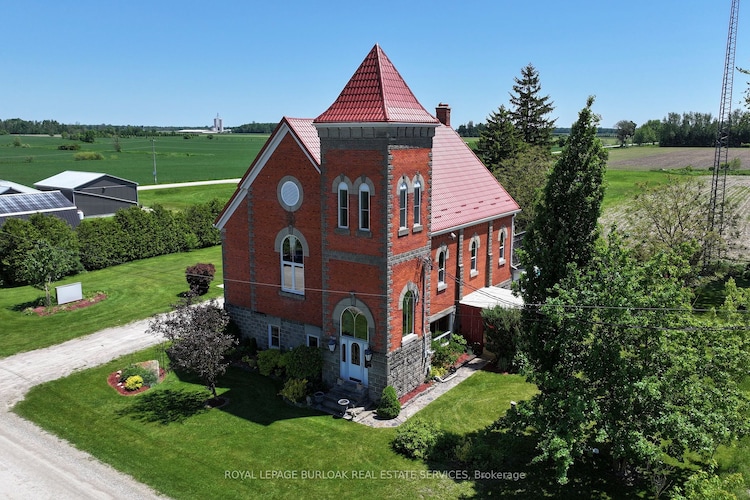 83506 Livingstone Line, Huron East, Ontario, 