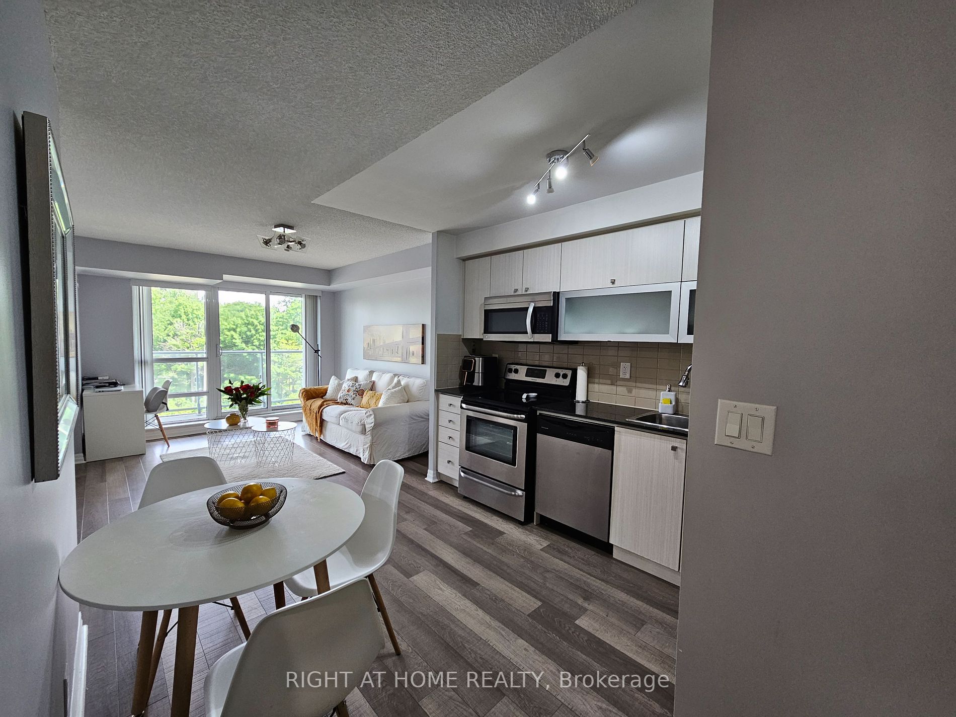 2015 Sheppard Ave E, Toronto, Ontario, Henry Farm