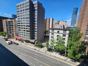 319 Jarvis St
