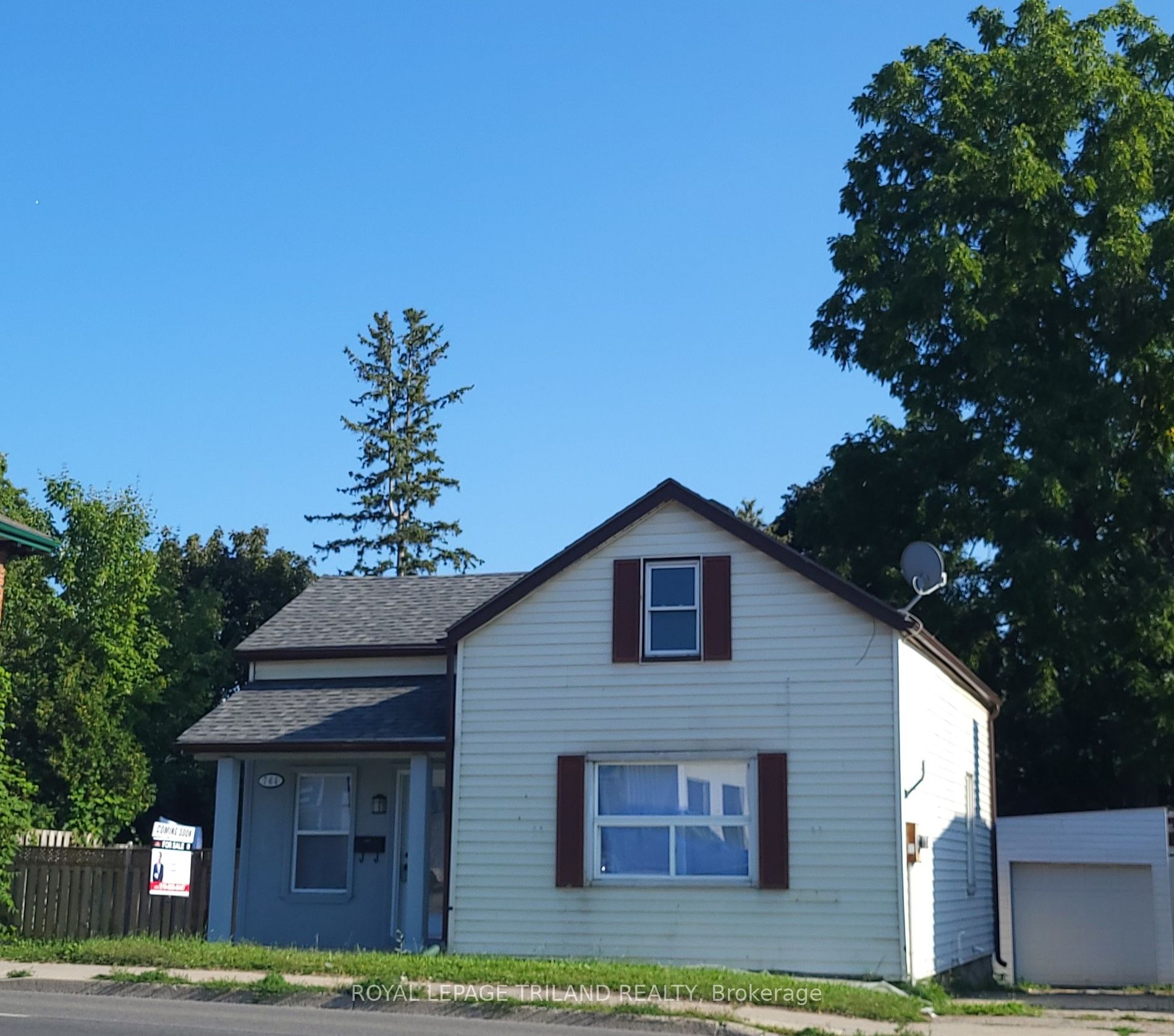 764 Dundas St E, Woodstock, Ontario, 