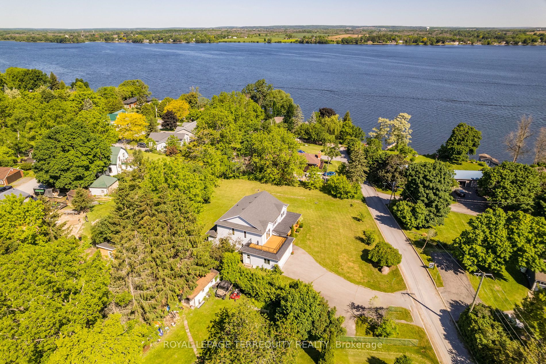 13 Eastern Ave, Prince Edward County, Ontario, Ameliasburgh