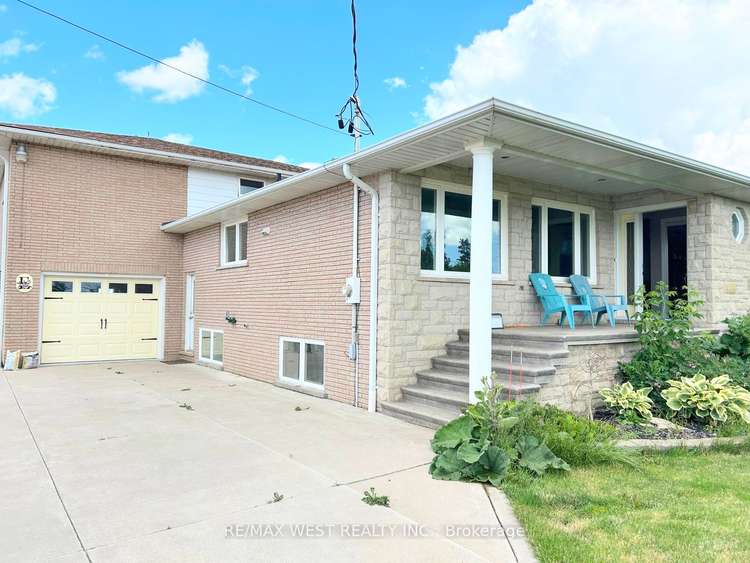 9747 Regional Rd, West Lincoln, Ontario, 