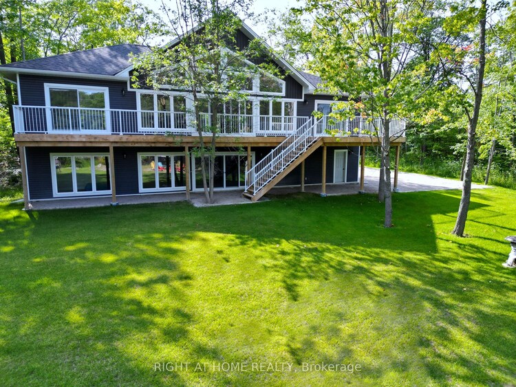 187 Lakeview Dr, Georgian Bay, Ontario, 