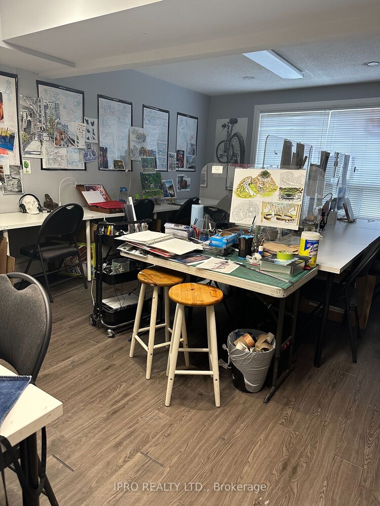 5443 Yonge St, Toronto, Ontario, Willowdale East