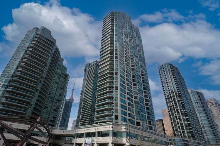 10 Yonge St, Toronto, Ontario, Waterfront Communities C1