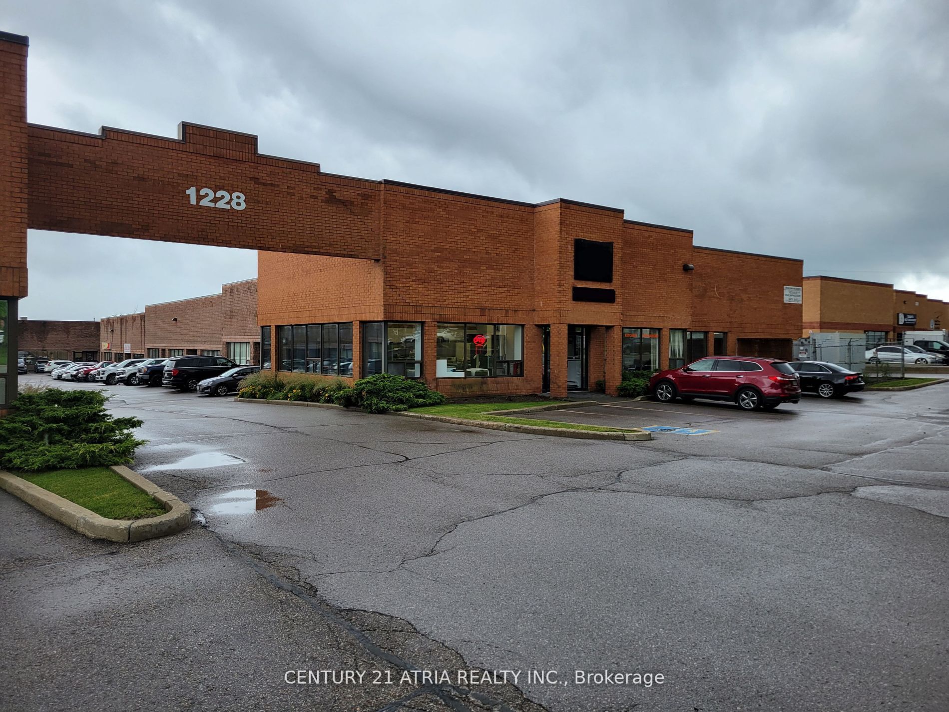 1228 Gorham St, Newmarket, Ontario, Newmarket Industrial Park