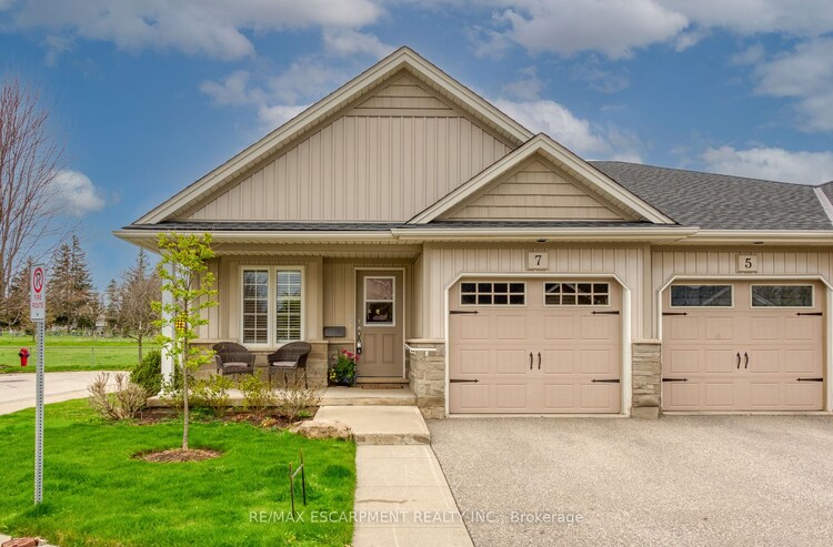 7 Sunnydale Crt, West Lincoln, Ontario, 