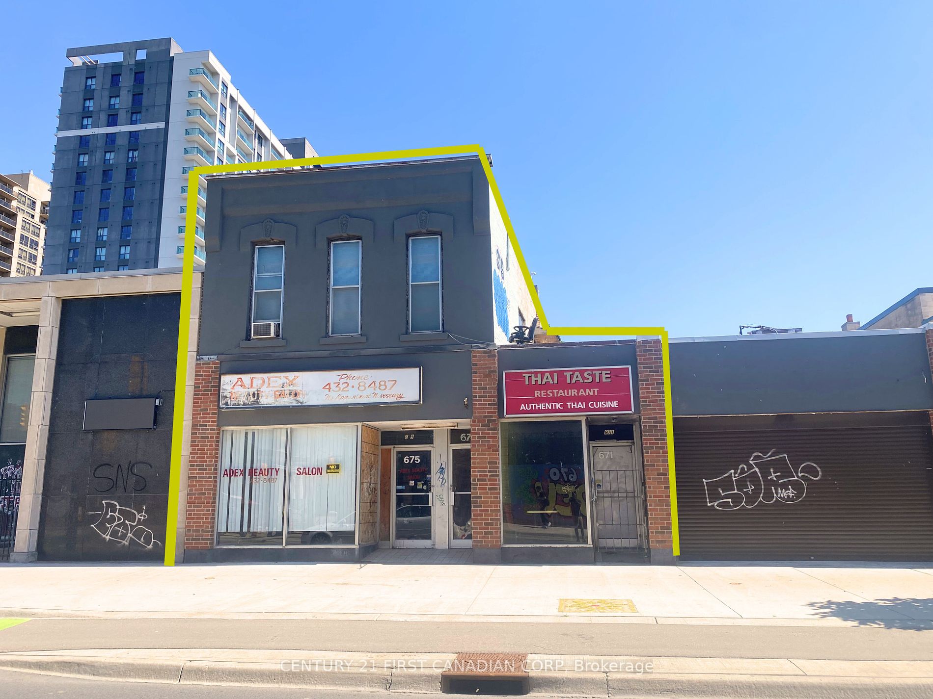 671-675 Dundas St, London, Ontario, East G