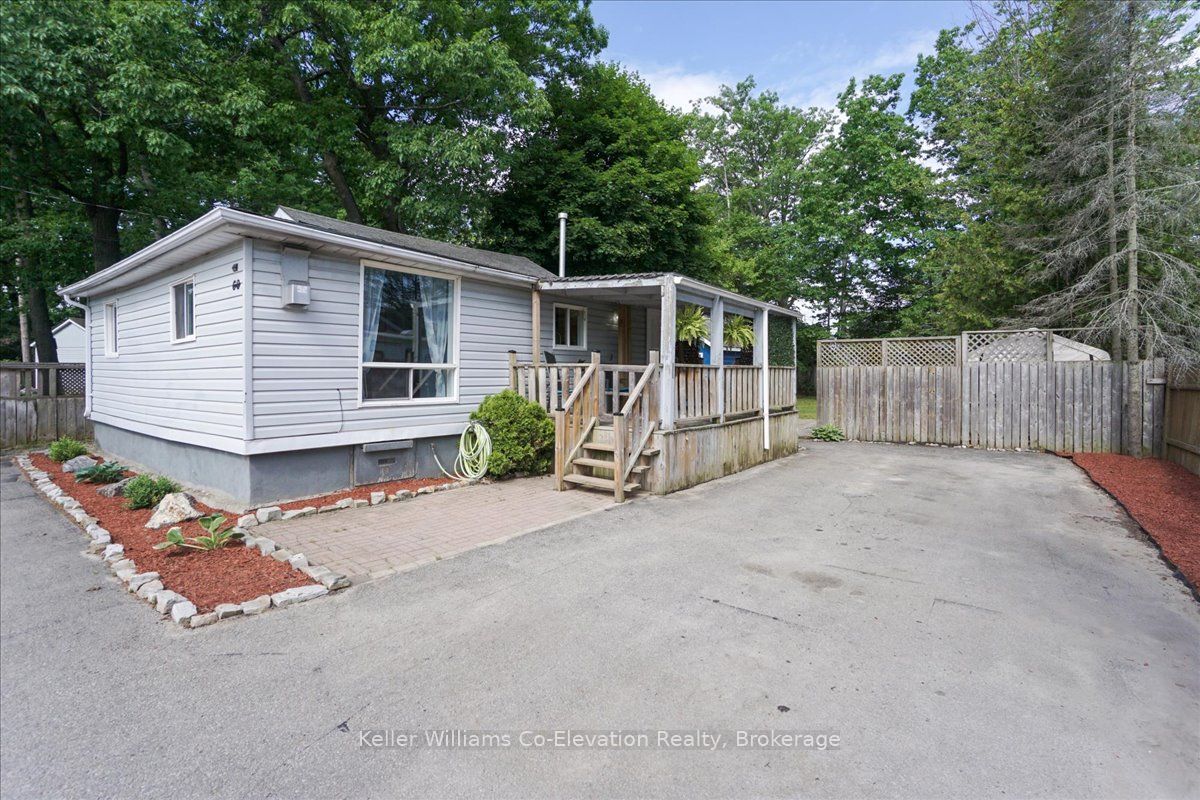 60 Laidlaw St, Wasaga Beach, Ontario, Wasaga Beach