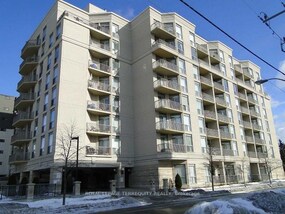 4200 Bathurst St