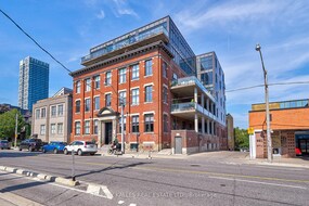 19 River St
