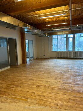 129 Spadina Ave, Toronto, Ontario , MLS #C8463904 , Image - 1