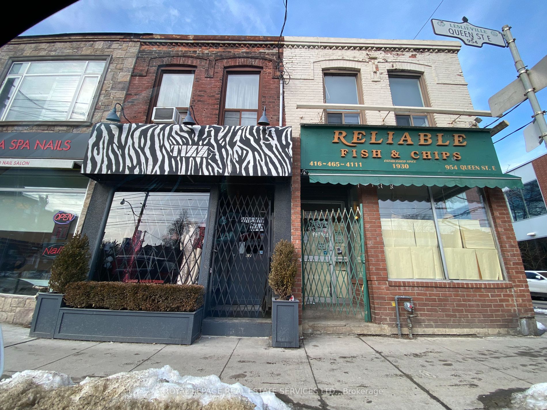 952 Queen St E, Toronto, Ontario, South Riverdale