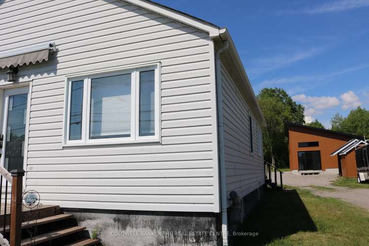 1558 Main St W, North Bay, Ontario, 