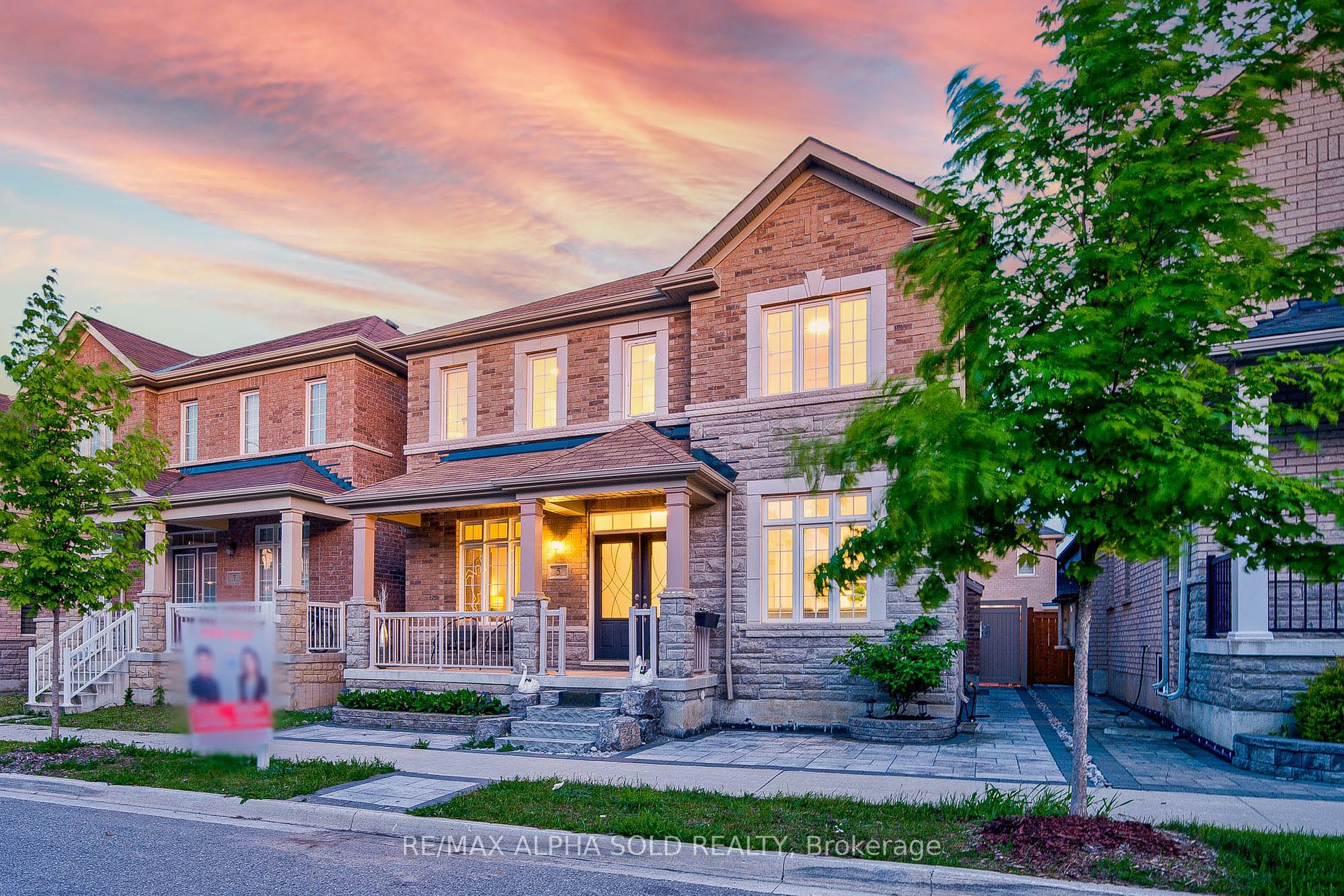 5 Bloom St, Markham, Ontario, Cornell