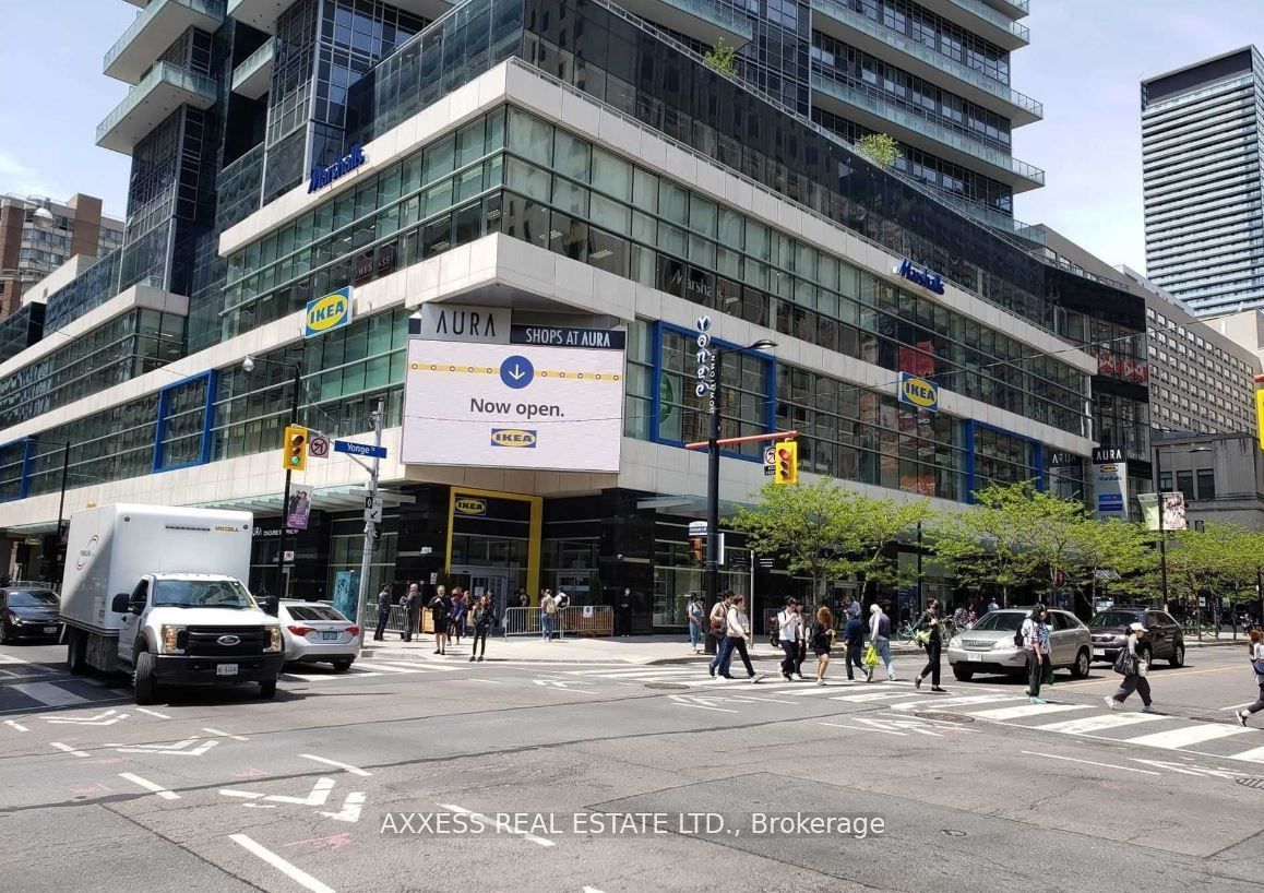 384 Yonge St, Toronto, Ontario, Bay Street Corridor