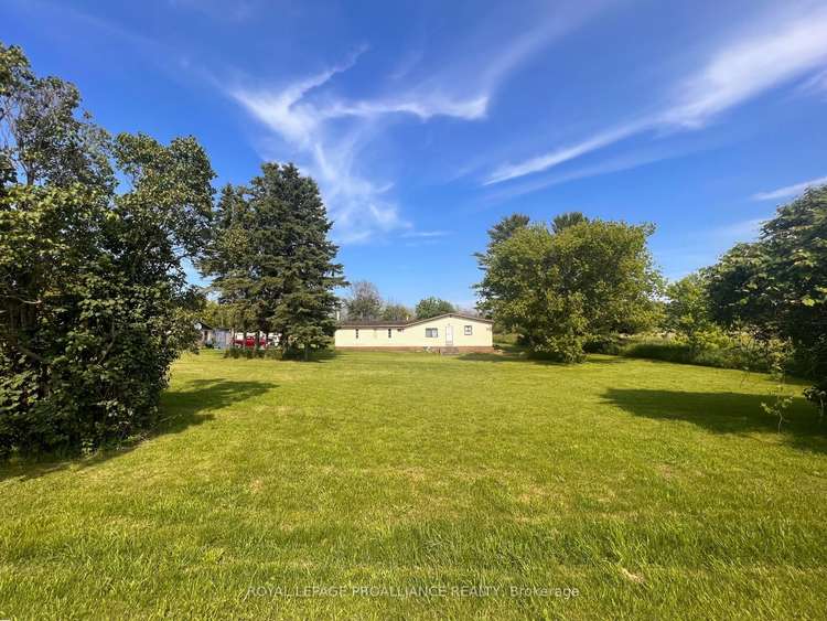 308 Quaker Rd, Prince Edward County, Ontario, Bloomfield