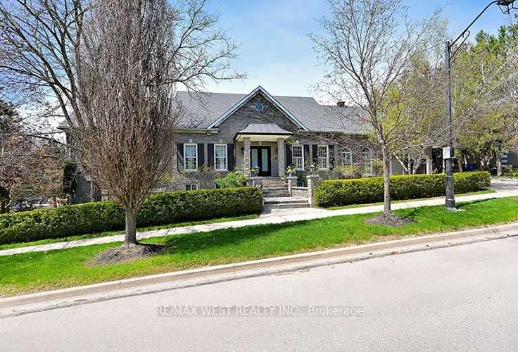 5 Humberview Dr, Vaughan, Ontario, Islington Woods