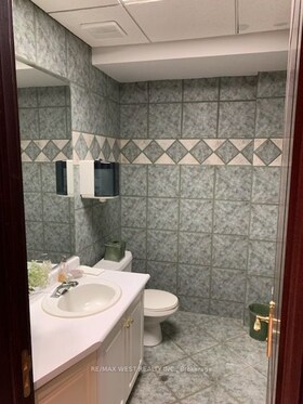 1470 Hurontario St, Peel, Ontario , MLS #W8479320 , Image - 1